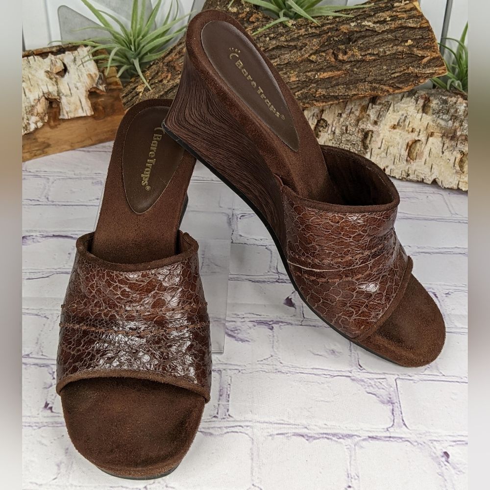 Baretraps Sydnee Wedge Mule Sandal